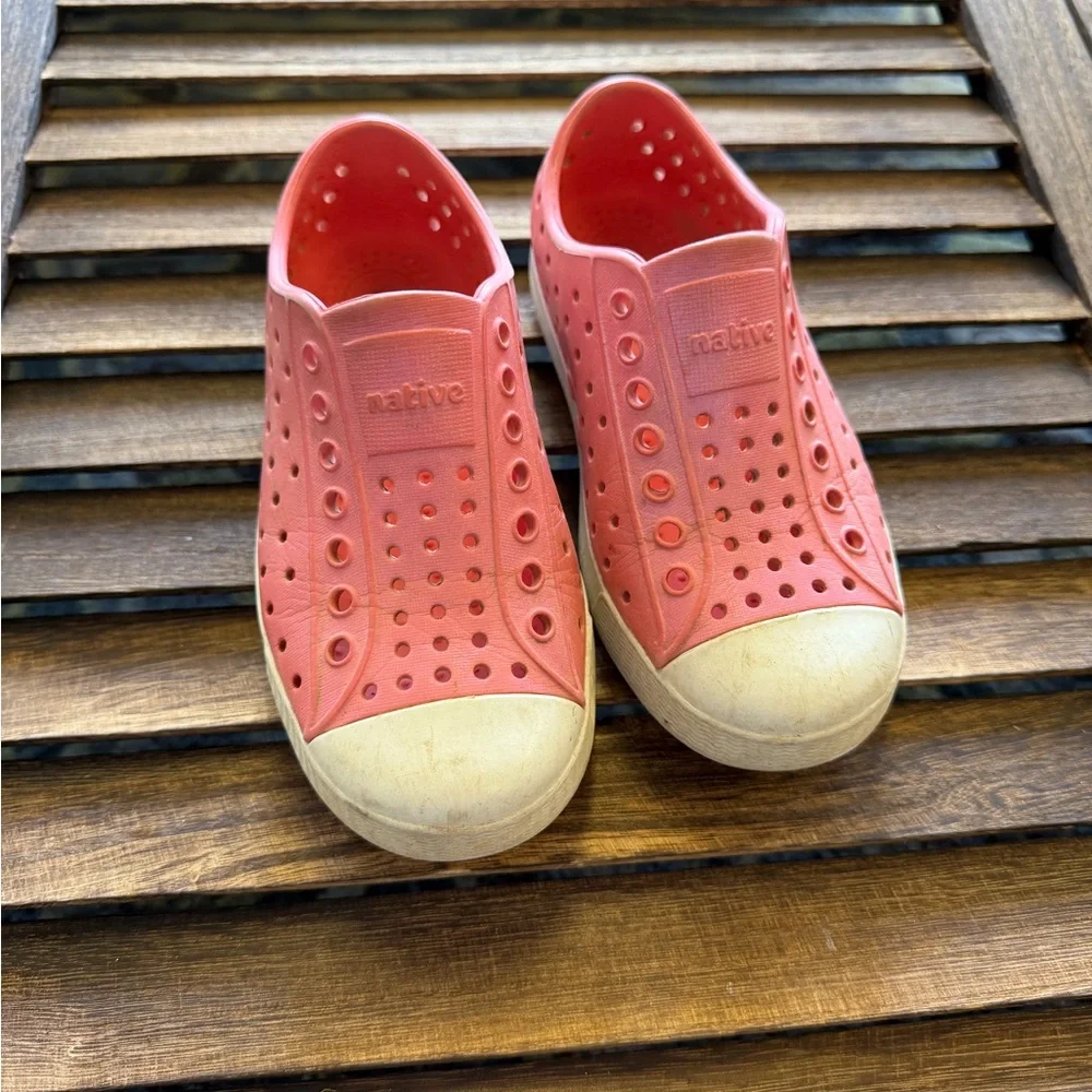 Native Kids Coral Pink Slip-On Water Shoes with White Toe Cap C10 USA Toddler 10